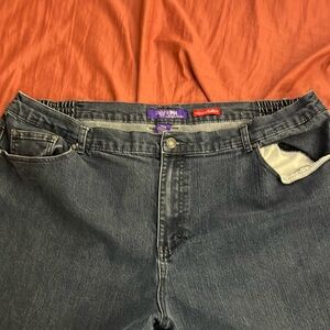 Catherine’s Right Fit Moderately Curvy Jeans Size 24